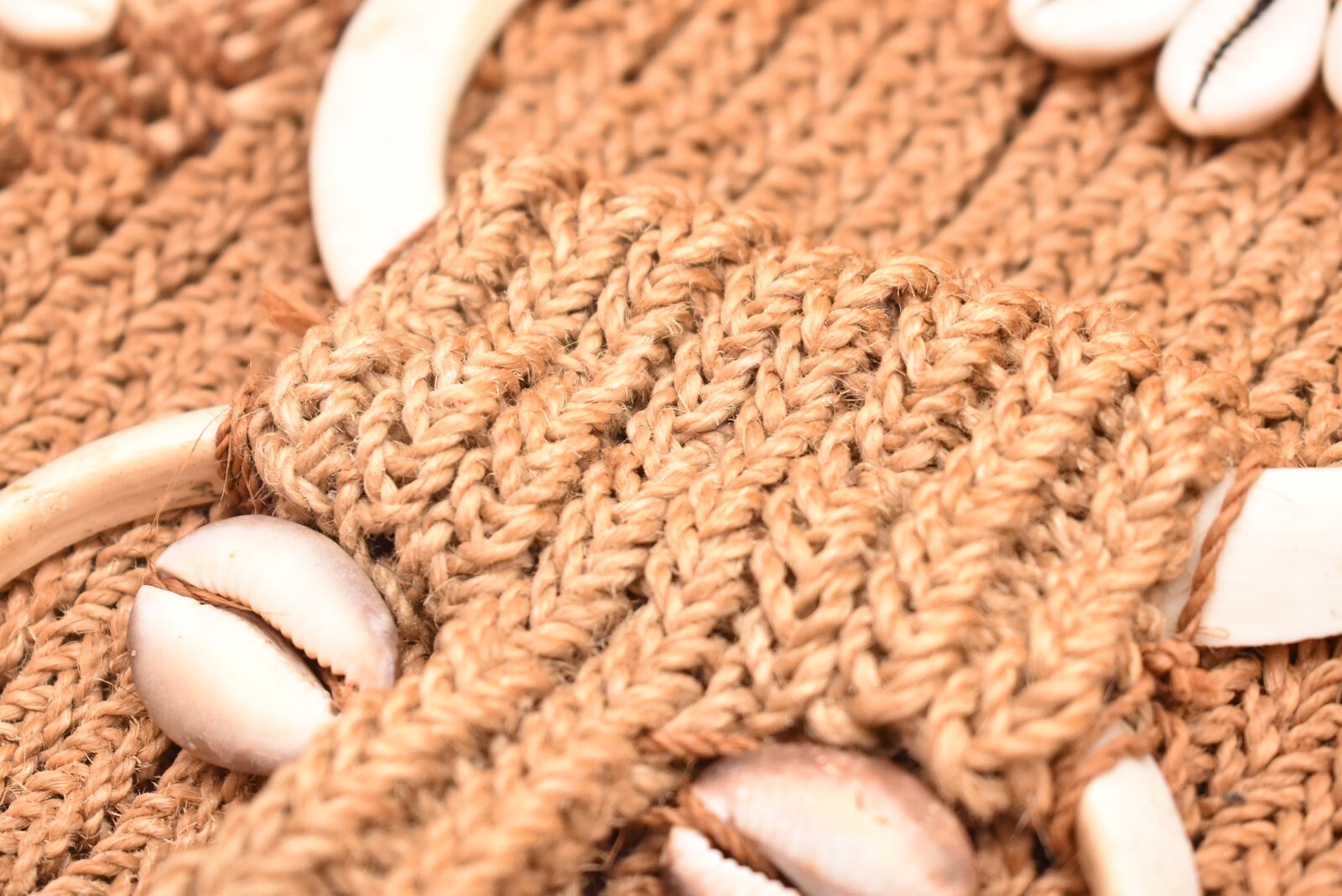 VINTAGE PAPUA NEW GUINEA ABELAM HEADDRESS WOVEN WITH COWRIE SHELL