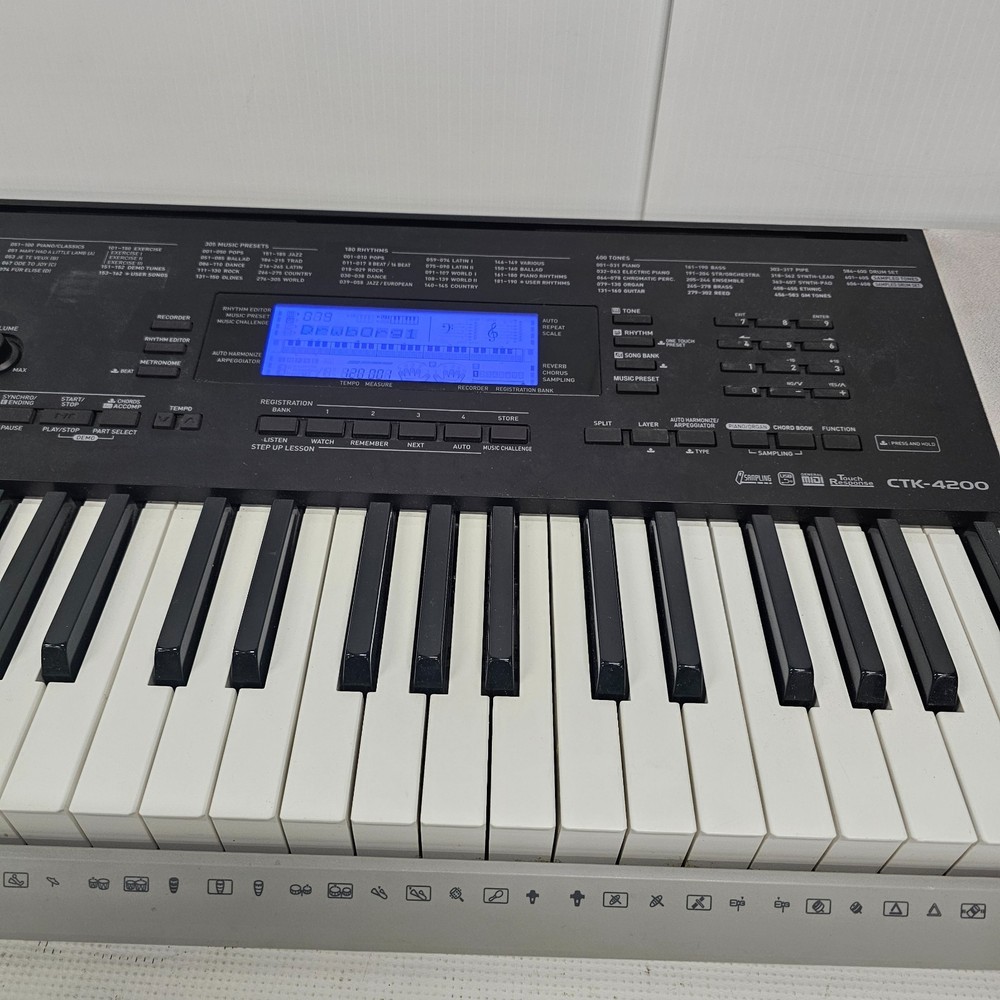 Casio Beginner Friendly MIDI Electric Keyboard 61 Keys CTK-4200