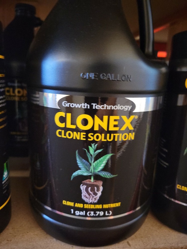 Clonex Clone Solution 1 Gallon Clone & Seedling Nutrient (1- 0.6 -1) Concentrate