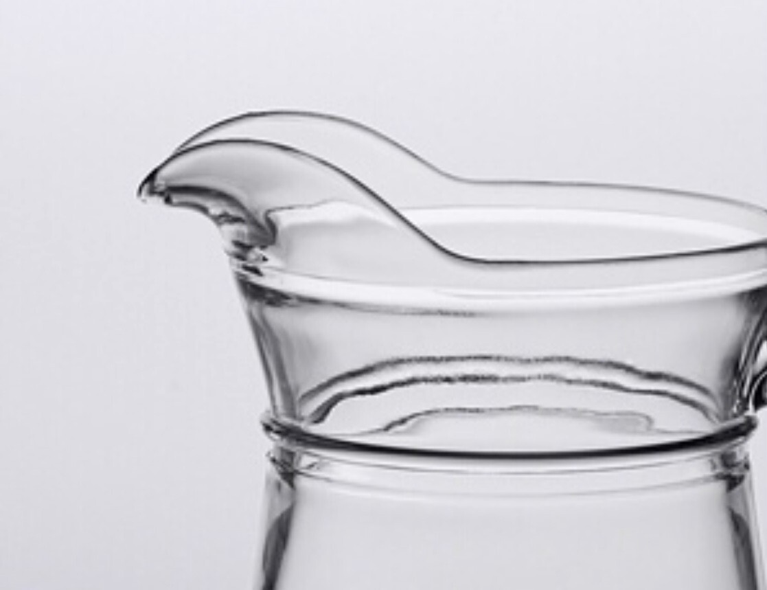 44 oz Glass Pitcher with High Pour Lip