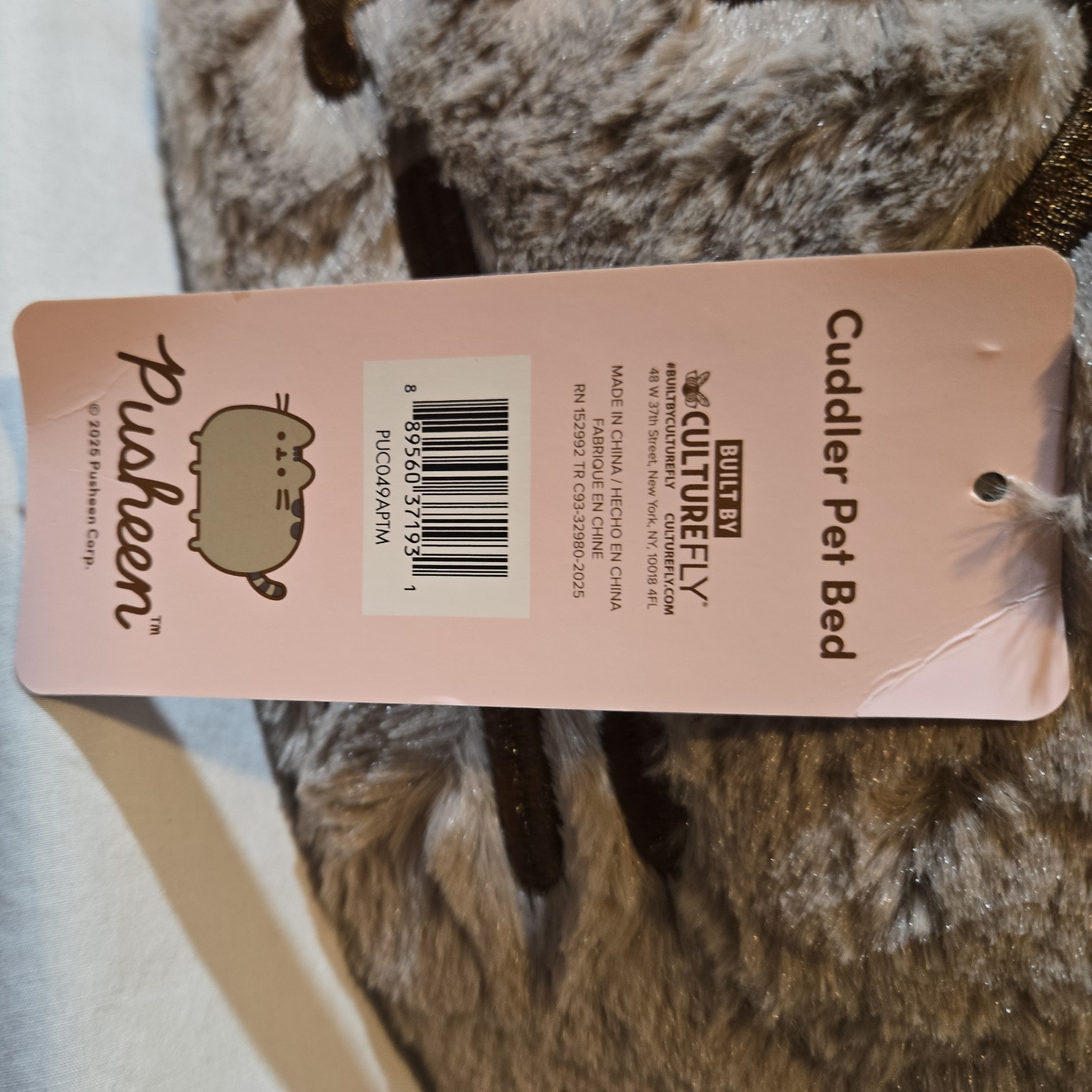 NWT Pusheen Cat Bed Mini Christmas Throw Blanket Cuddler Pet Holiday Culturefly