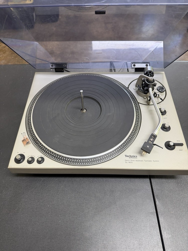 Vintage Technics SL-1650 Direct Drive Automatic Turntable Stacking Spindle READ