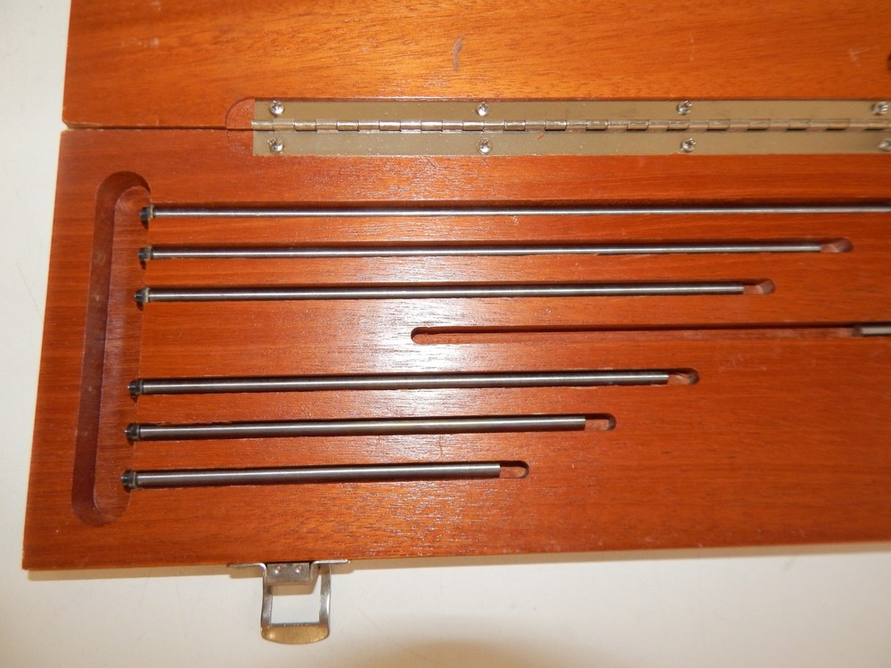 ^^ FOWLER 0-6" DEPTH MICROMETER (SBH31)