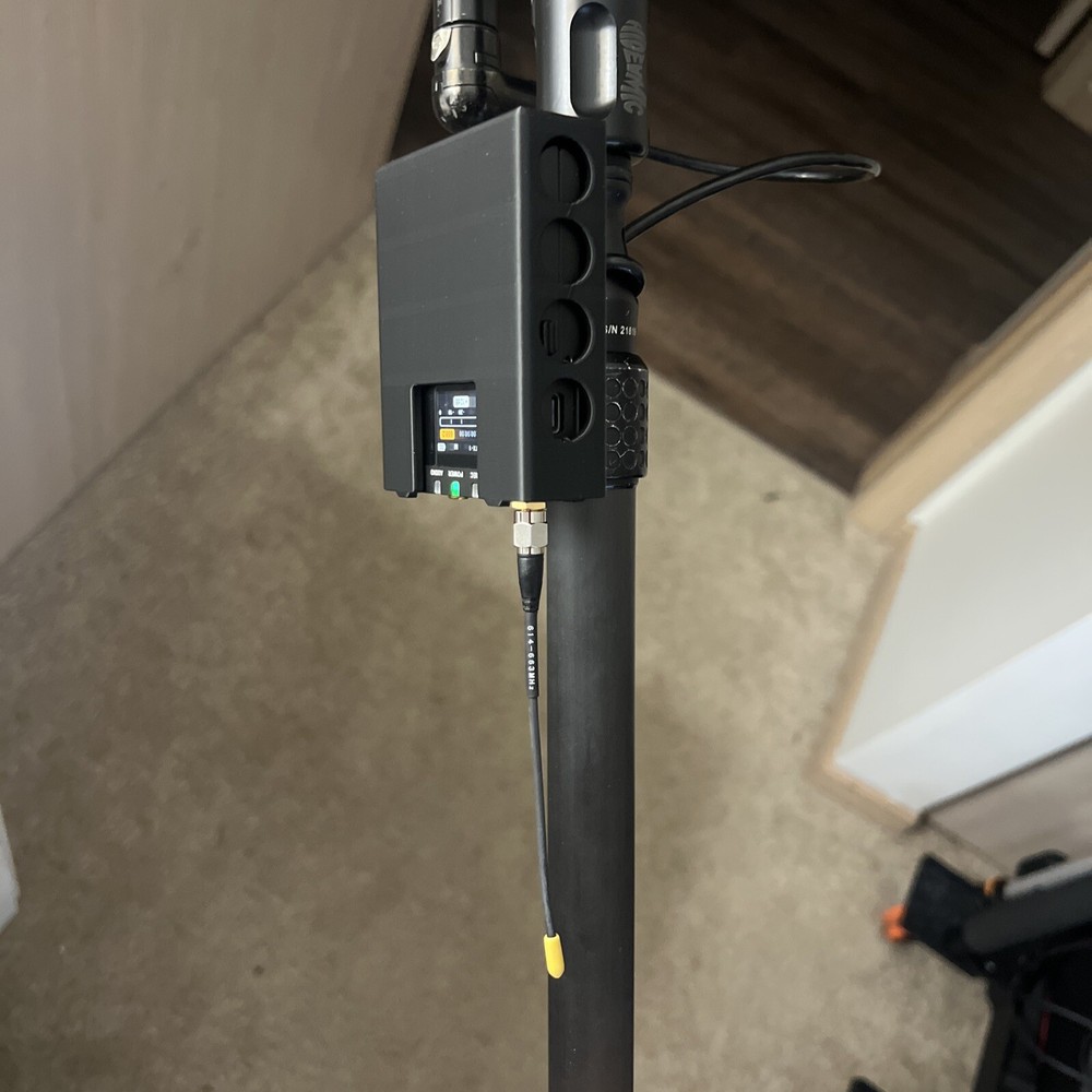 Deity Theos TX Upper Boom Pole Mount