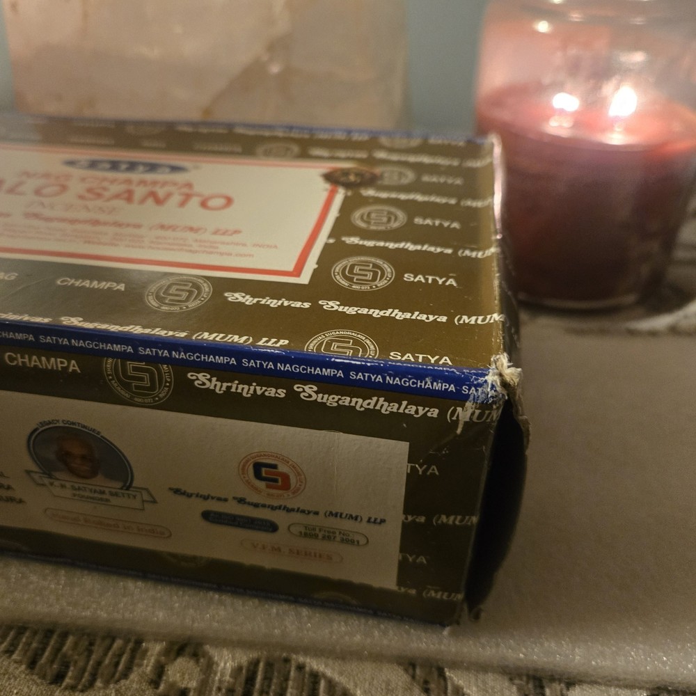 BUDA INCENSE HOLDER WITH INCENSE