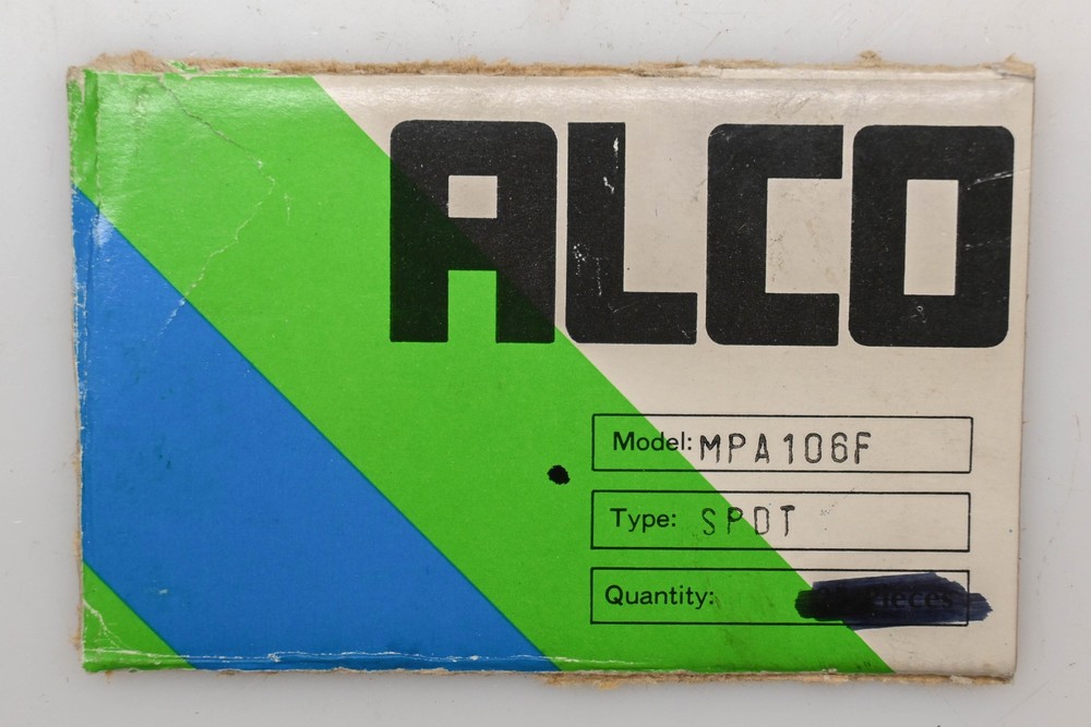 Alco MPA106F Push-Button Switch NOS