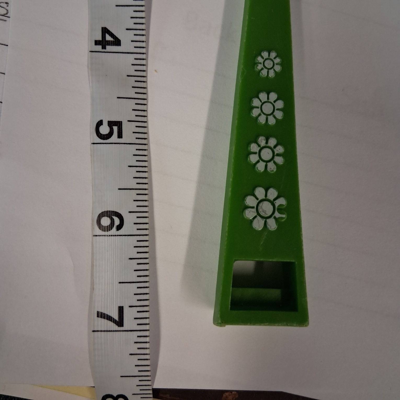 Vintage Travco Flower Power Daisy Green Cheese Slicer GUC