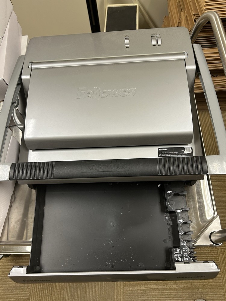 Fellowes Galaxy 500 Comb Binding Machine Gray CRC 52182 Office Document Binder