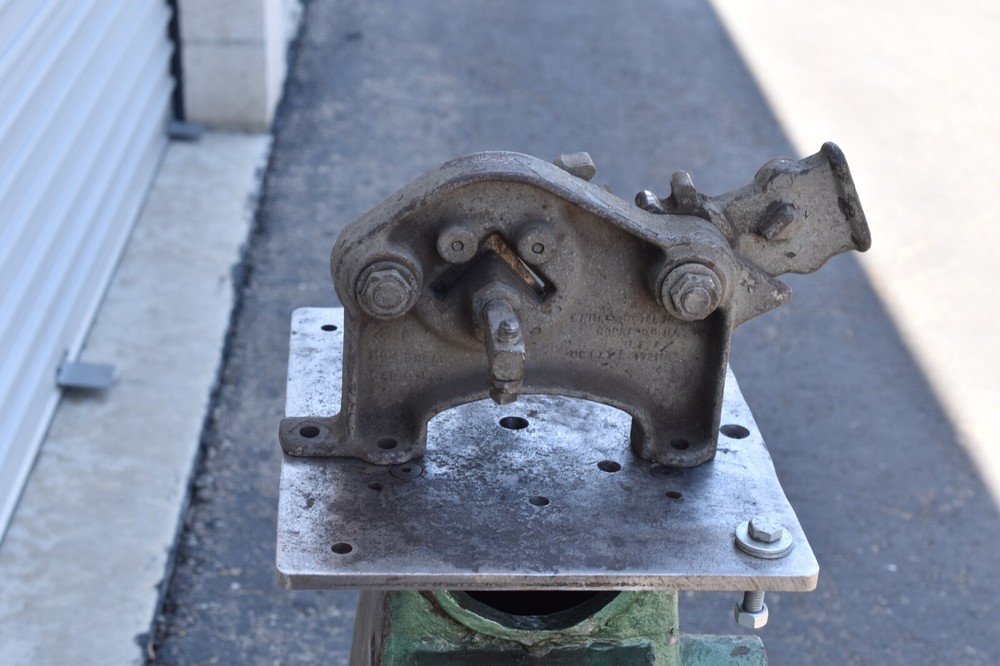 ROPER WHITNEY NO. 4 ANGLE IRON SHEAR