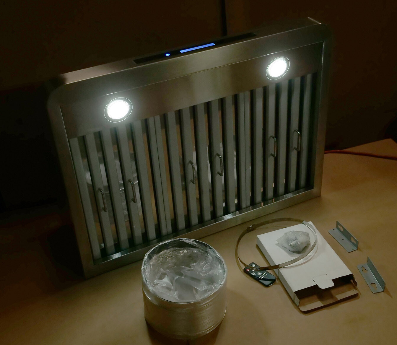 30 In. Under Cabinet Range Hood (OPEN BOX) 500 CFM, Stainless Steel LCD Controls