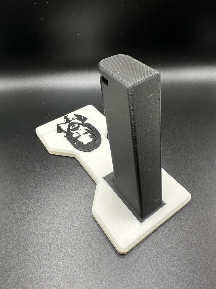 John Wick Double Stack 1911/2011 Pistol Display Stand
