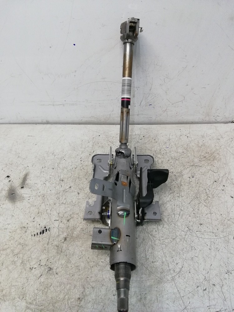 Peugeot 208 MK1 Steering column 1811934103 2014