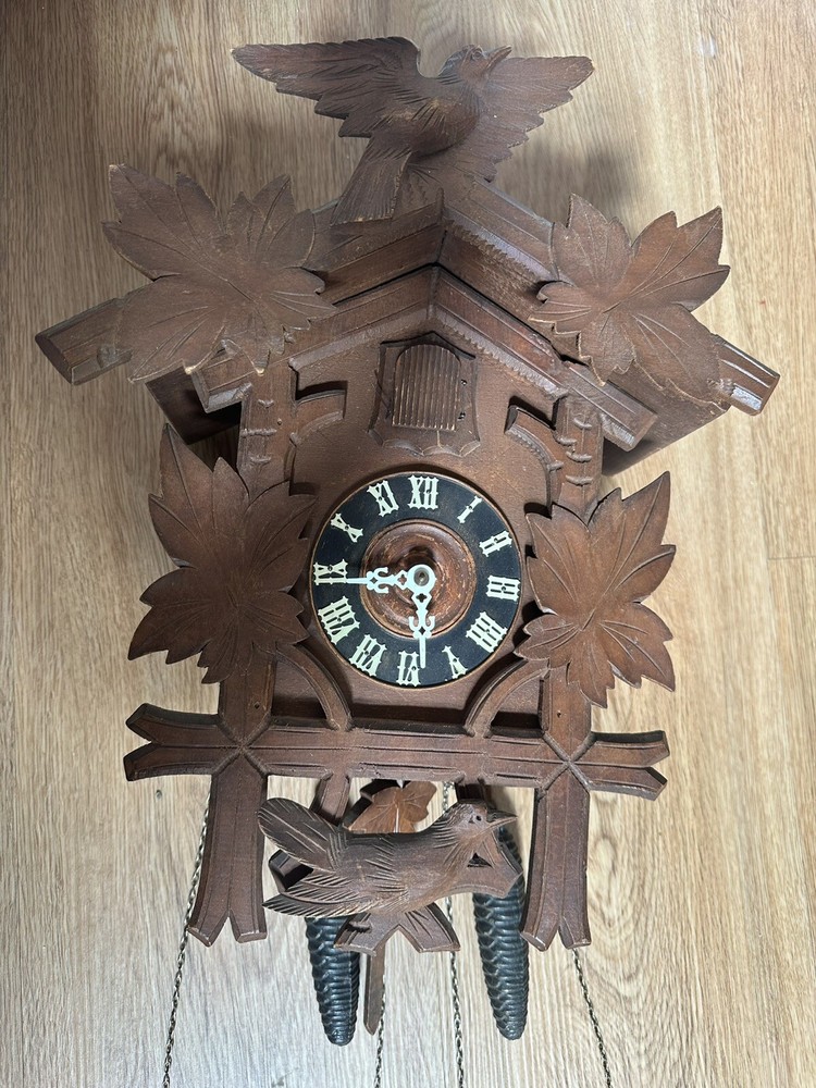 Vintage Bavarian Clockworks Cuckoo Clock Untested