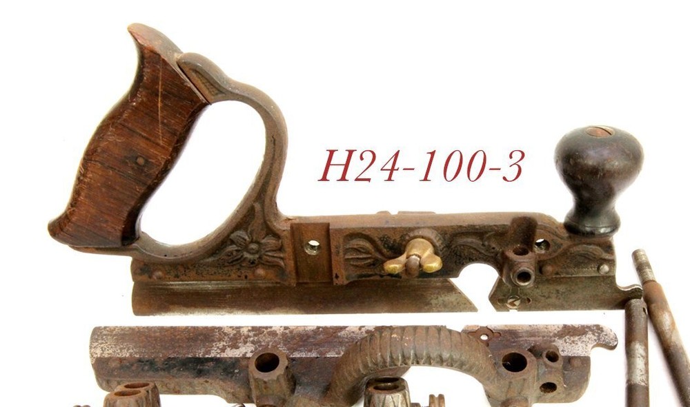older type STANLEY TOOLS NON NOTCH 45 plow combination plane