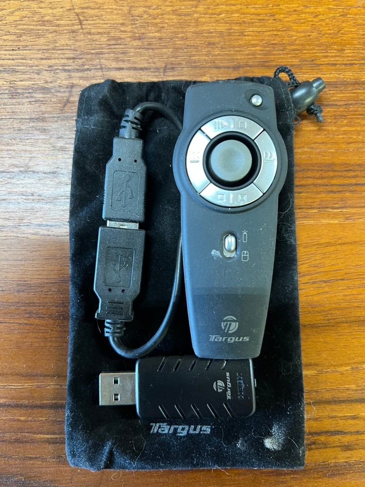 Targus PAUM30 Wireless Presenter w/ Laser Pointer Controller Remote