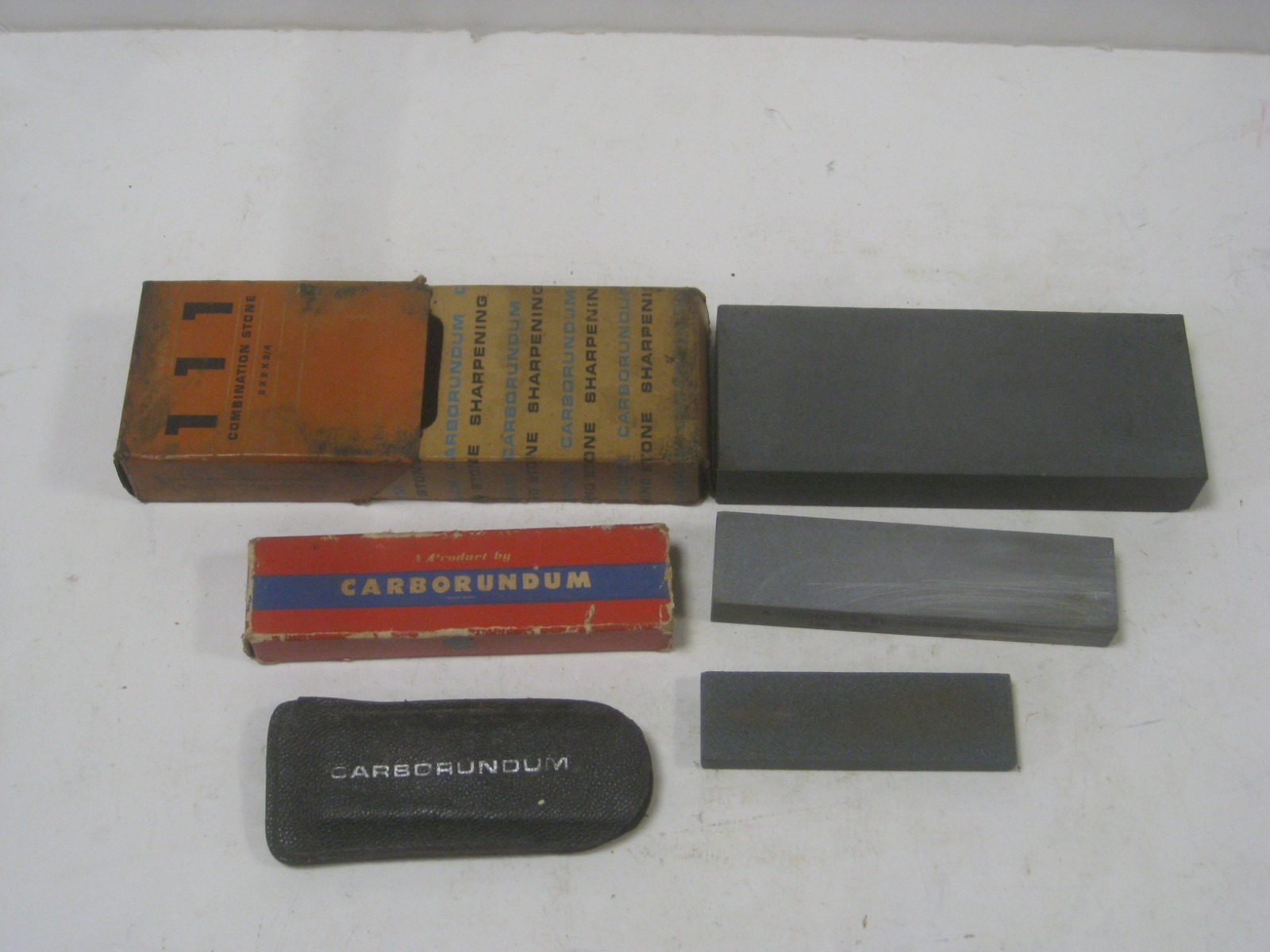 Set Of 3 Vintage Carborundum Sharpening Stone In Original Box