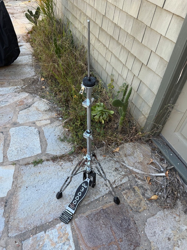 DW 3000 3 legged hihat stand - Missing clutch
