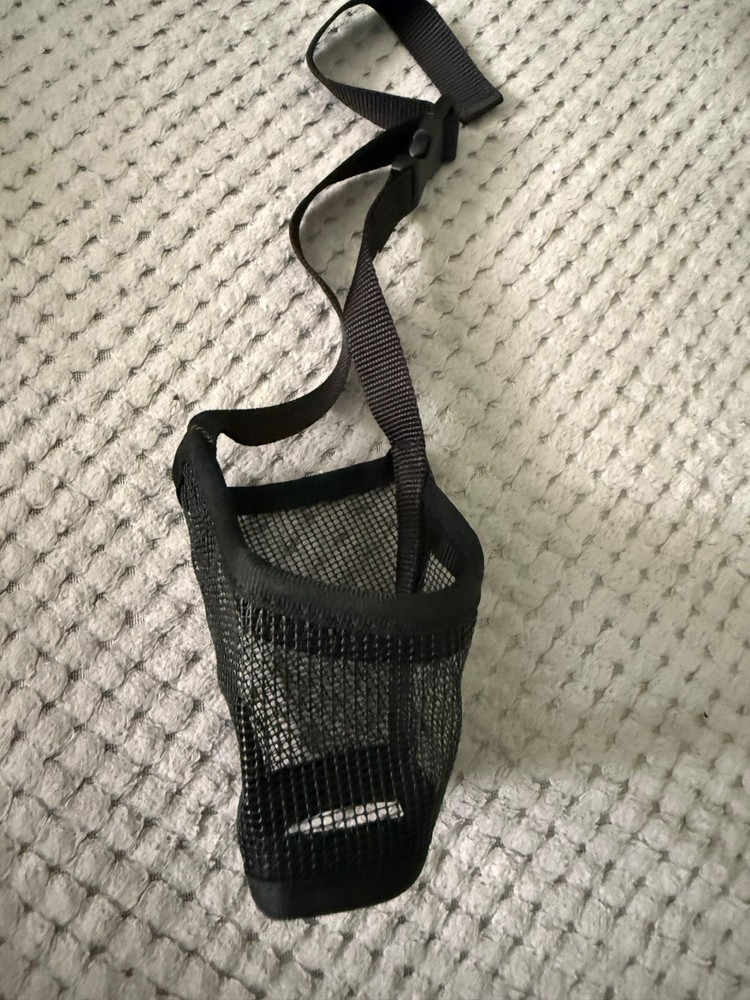 "Adjustable Black Mesh Muzzle for Dogs - Breathable and Comfortable Training Aid
