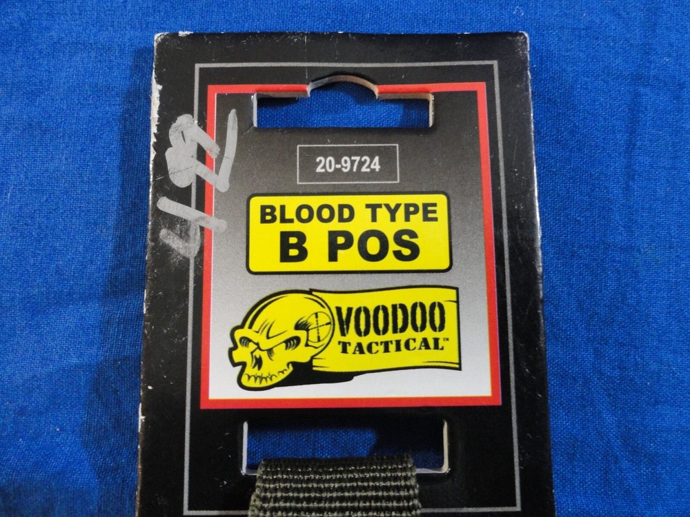 NEW VOODOO TACTICAL 20-9724 HOOK & LOOP ATTACHMENT BLOOD B-POS STRAP CLIP