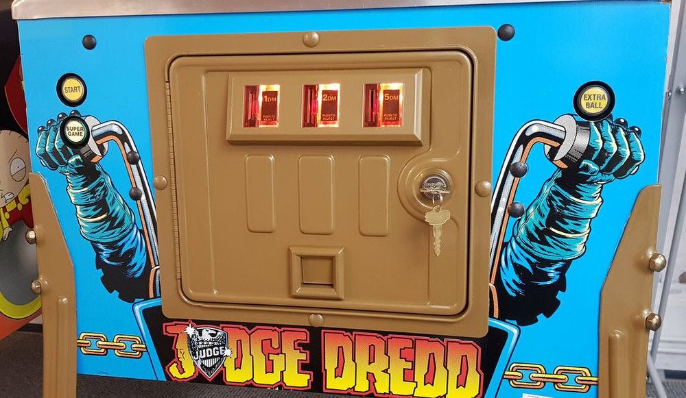 Judge Dredd - Pinball Machine Cabinet Front Decals