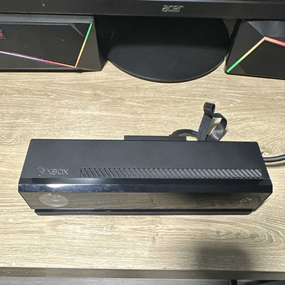 Microsoft Kinect Sensor Model 1520 for Xbox One Wired Motion Camera (Tested)