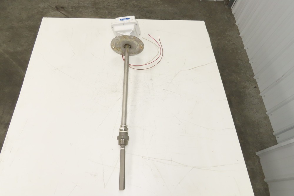Bindicator LP11A1DA30 Pulse Point Vibrating Fork Level Sensor 31" Probe 8"Flange