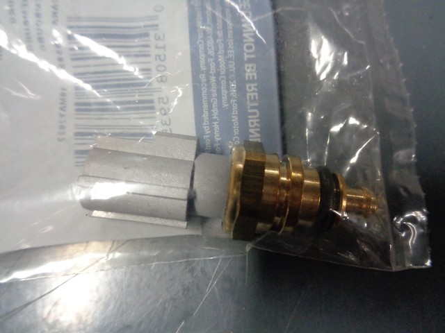 Genuine Ford Engine Coolant Temperature Sensor 7M5Z-12A648-B