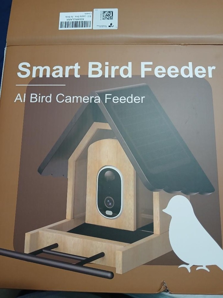 Smart bird feeder AI Bird Feeder