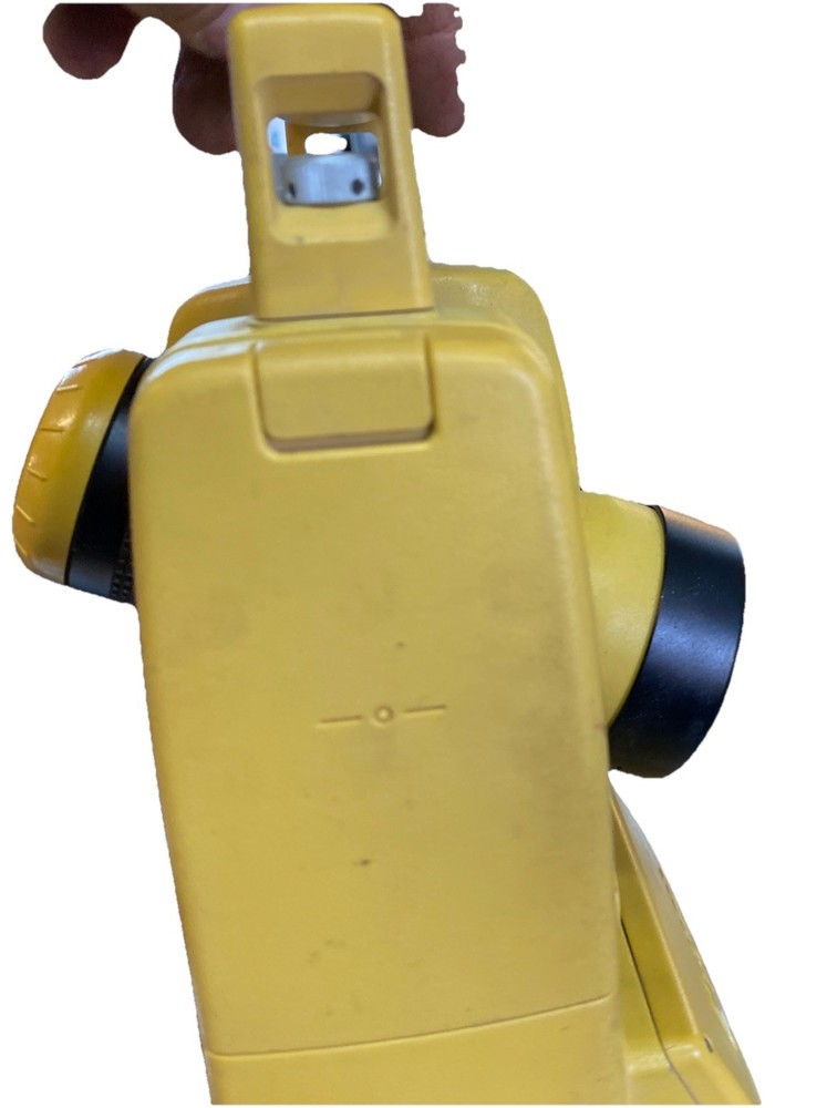 Topcon DT-104 Digital Theodolite w/ Case