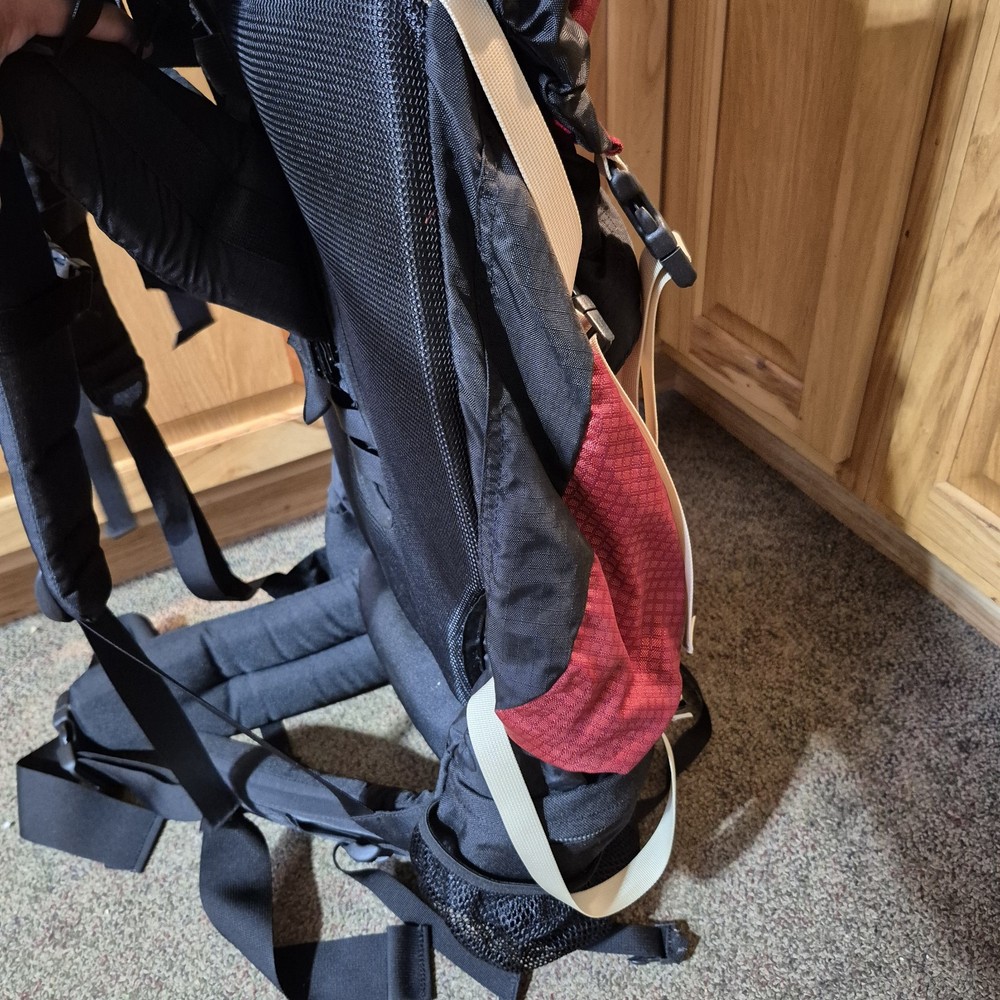 Kelty Comanche 5500 Hiking Backpack Red Black Internal Frame