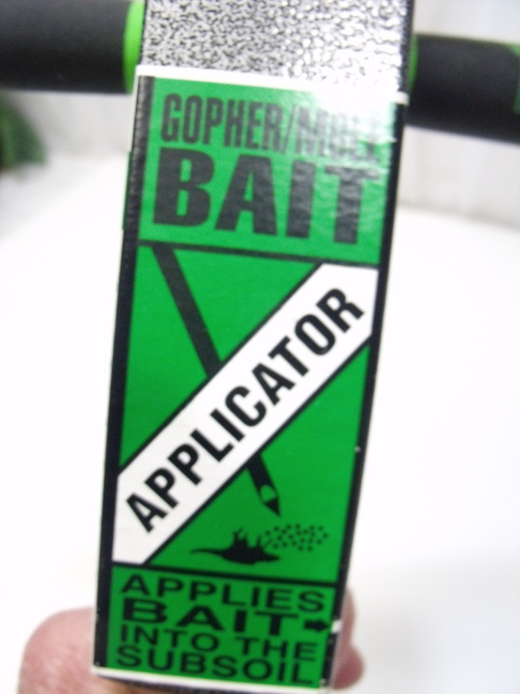 Gopher/Mole Bait Applicator - Gardening Tool for Safe & Easy Pest Control