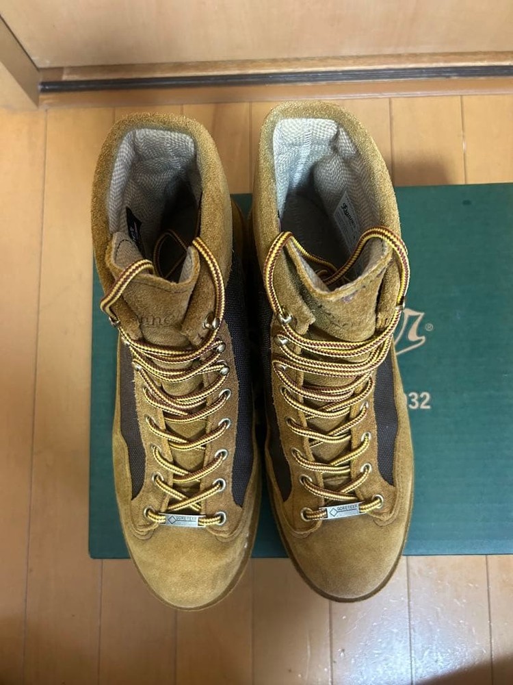 Danner suede highcut boots