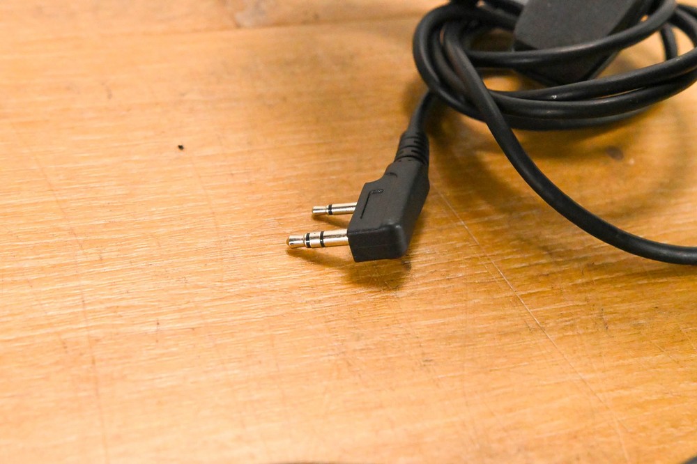 Eartec Single-Ear Slim Wired Headset CG01YNK