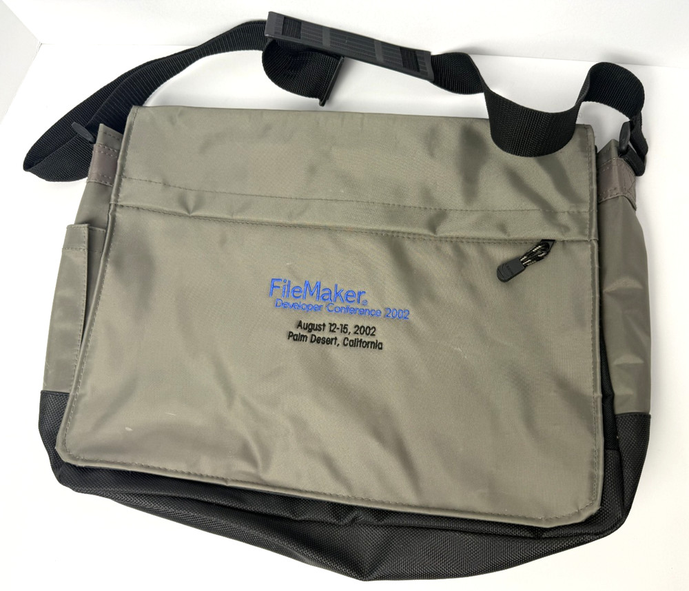 Filemaker Software Promo Bag Palm Desert CA Aug 2002 Developer Conference