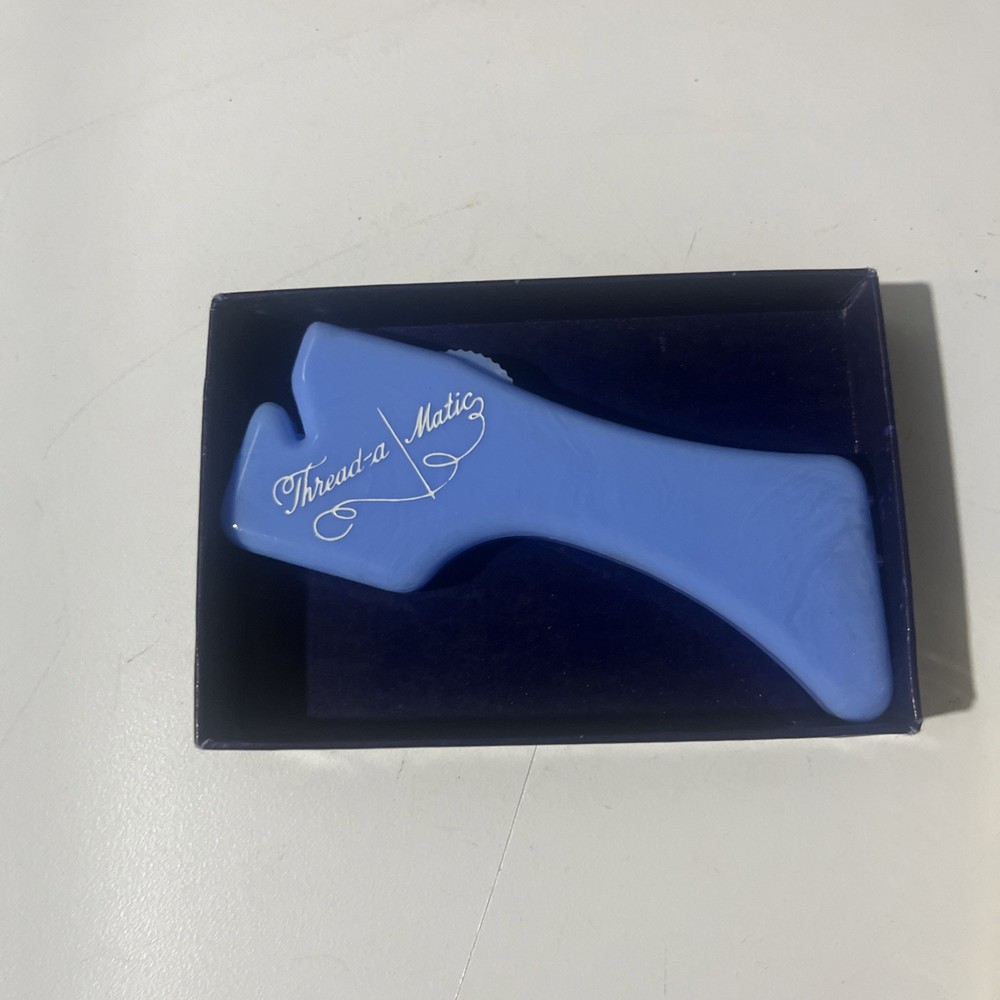 VTG Thread-a Matic "GEM" Model 98 Sewing Automatic Needle Threader In Box