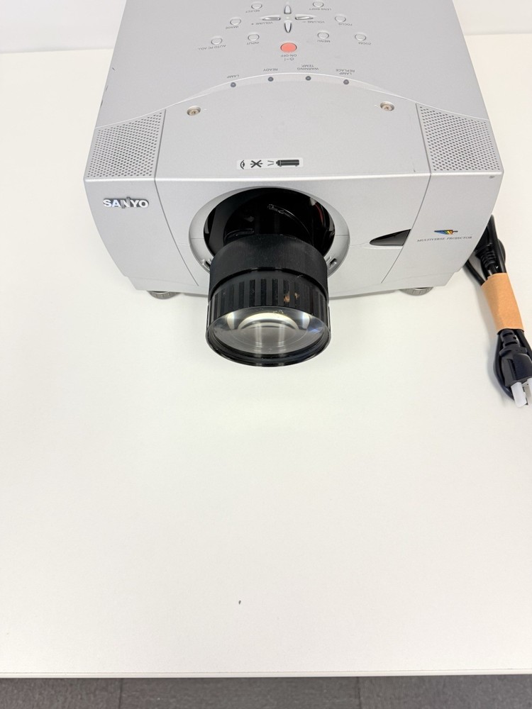 Sanyo Projector Pro XtraX Multiverse Model # PLC-XP46L W/ Lens Tested
