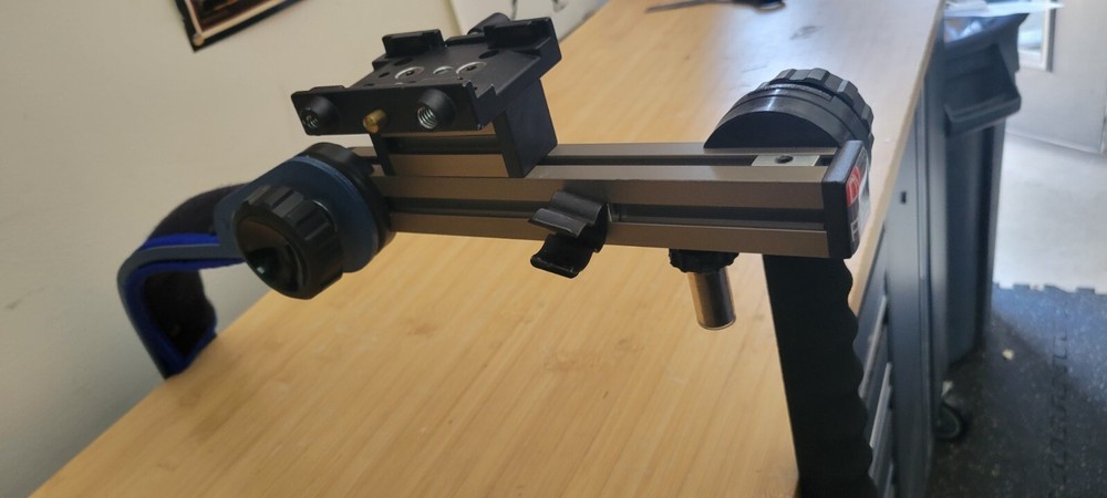 DV Rig Pro (shoulder brace)