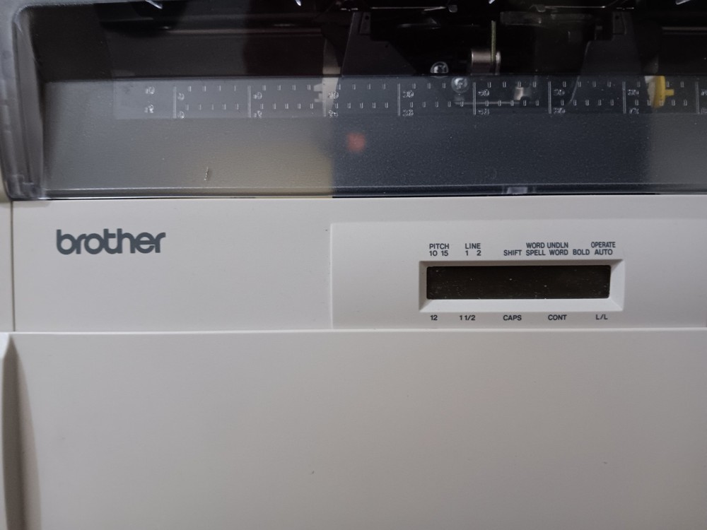 Brother ML-300 Electronic Display Typewriter