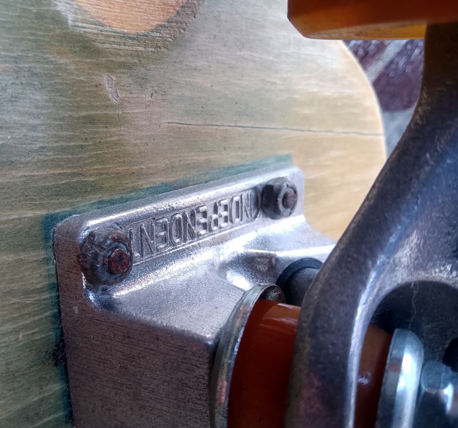 46" unbranded LONGBOARD skateboard w/ Independent trucks, Kryptonic 60mm wheels