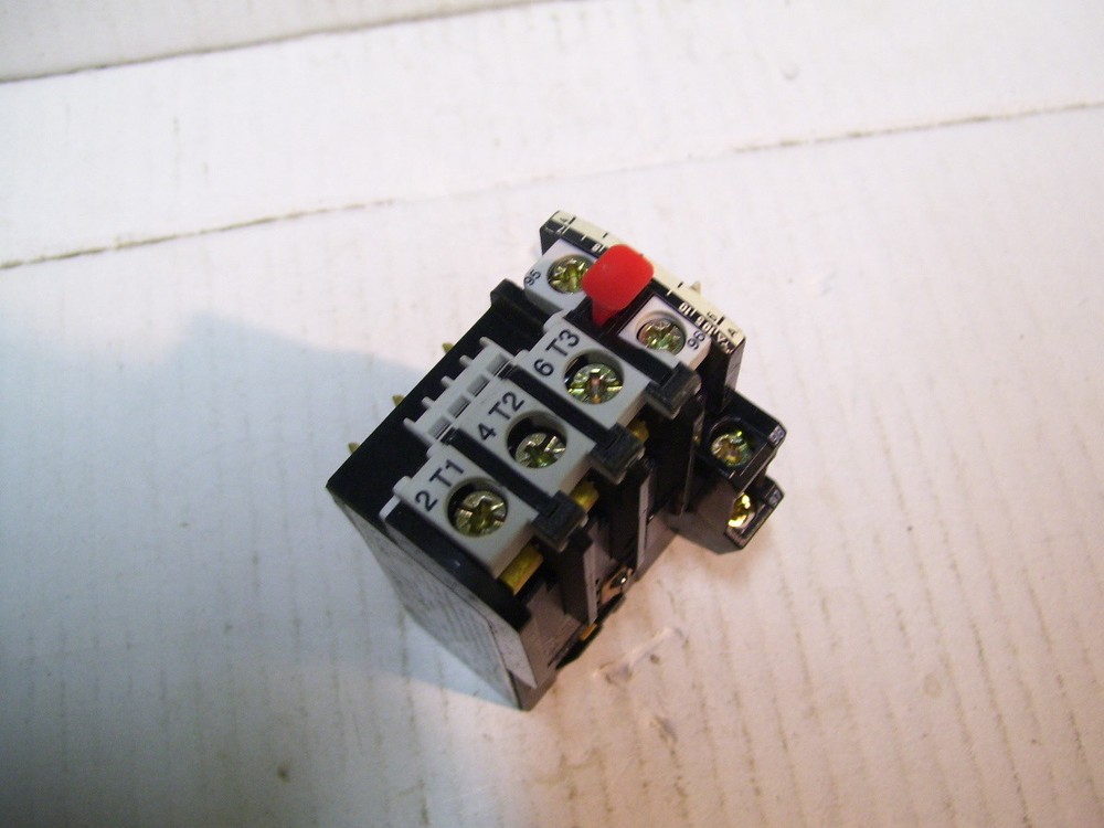NEW IMO U12/16 E6 4-6A OVERLOAD RELAY P2291