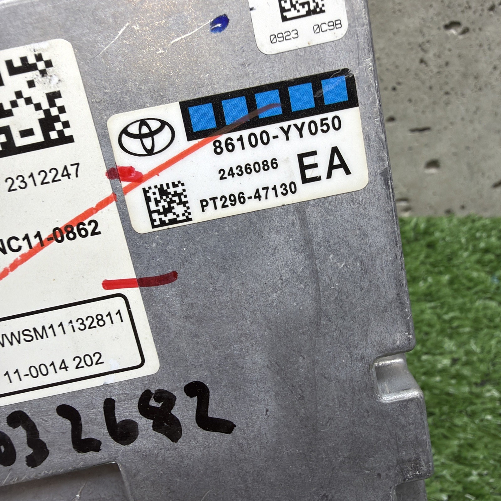 Toyota Harman PT296-47120 BT Extension Box 86100-YY050 -