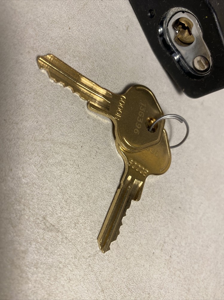 Master Lock 6325 Padlock Keyed Partially Hidden Shackle Rectangular