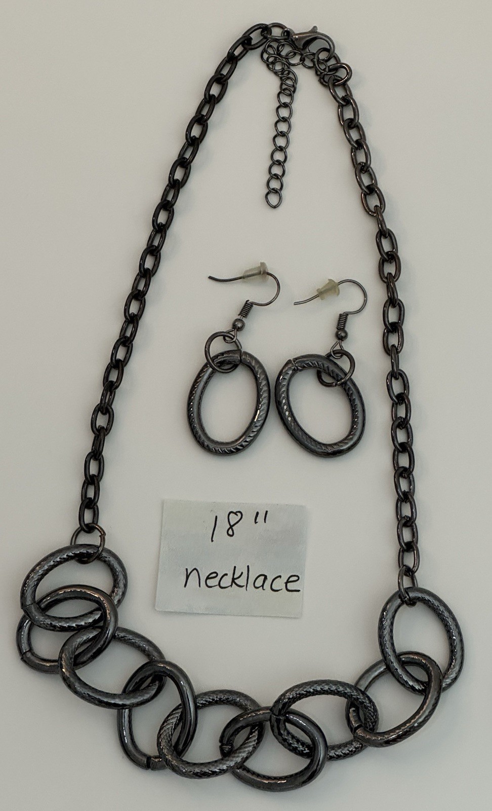 Paparazzi Jewelry Lot 16 pc - 8 Necklace Earring Sets & Bracelet - Mixed Metals