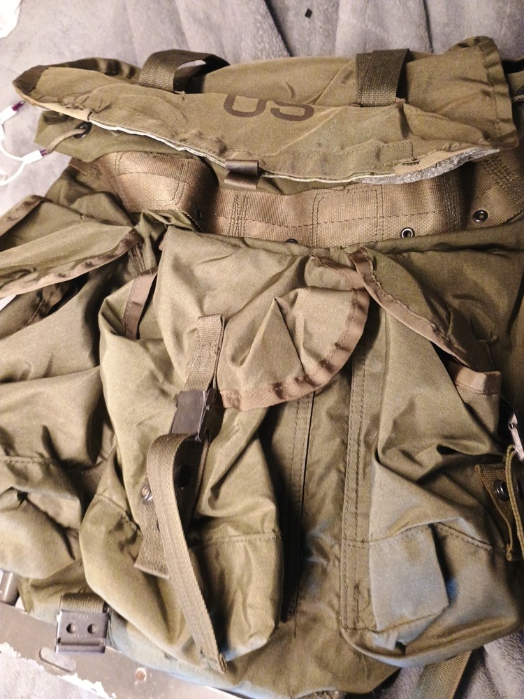 Field Pack Combat Nylon Large LC-1 MEDIUM and Frame