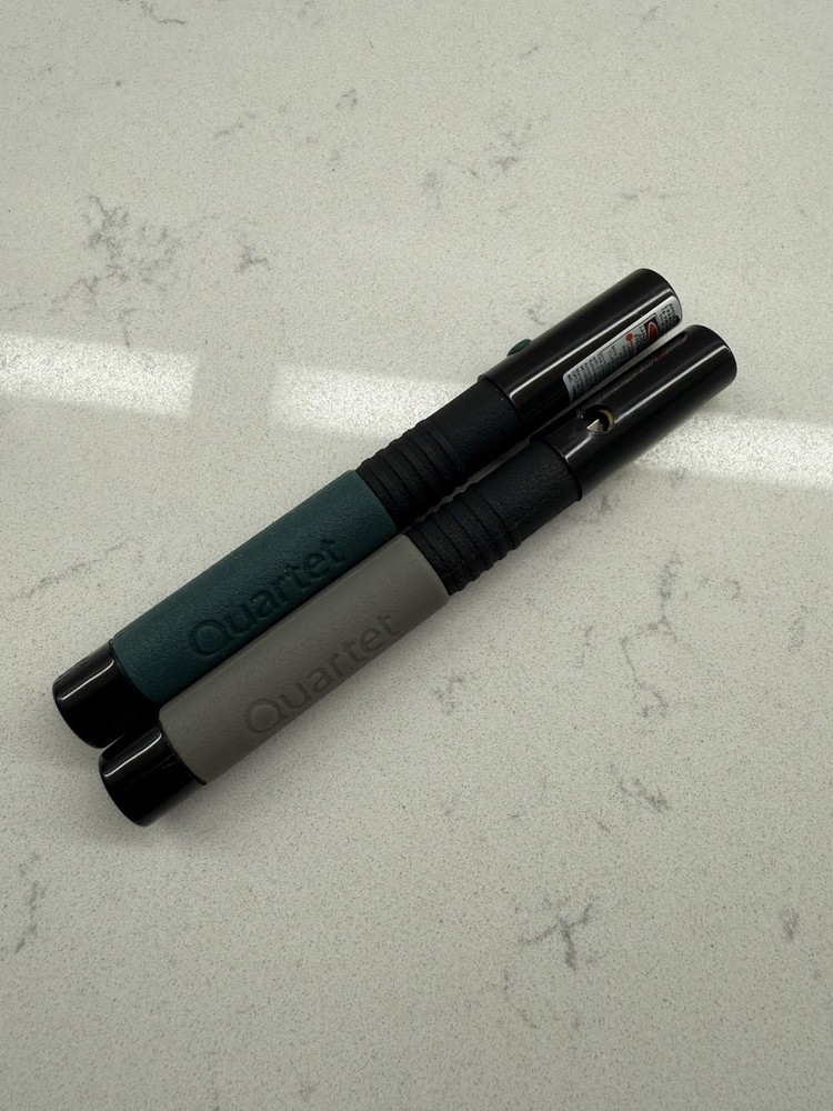2 Quartet Laser Pointers Black/Green/Gray