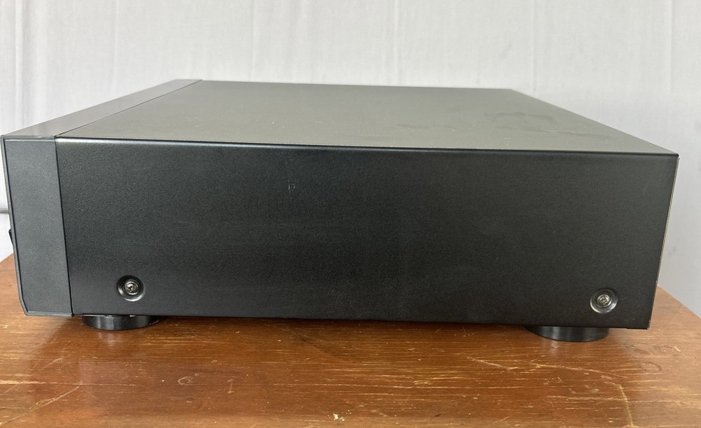 Sony CDP-C325 Stereo 5-Disc CD Changer Compact Disc No Remote. Cleaned & Tested