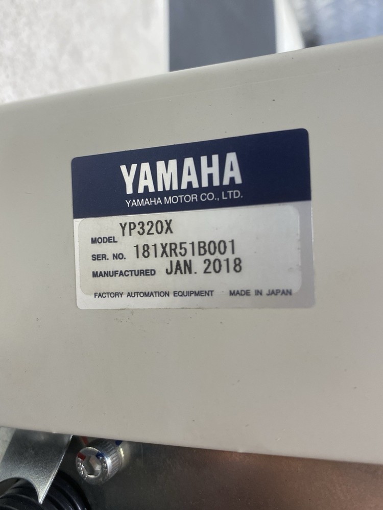 Yamaha YP320X pick and place robot