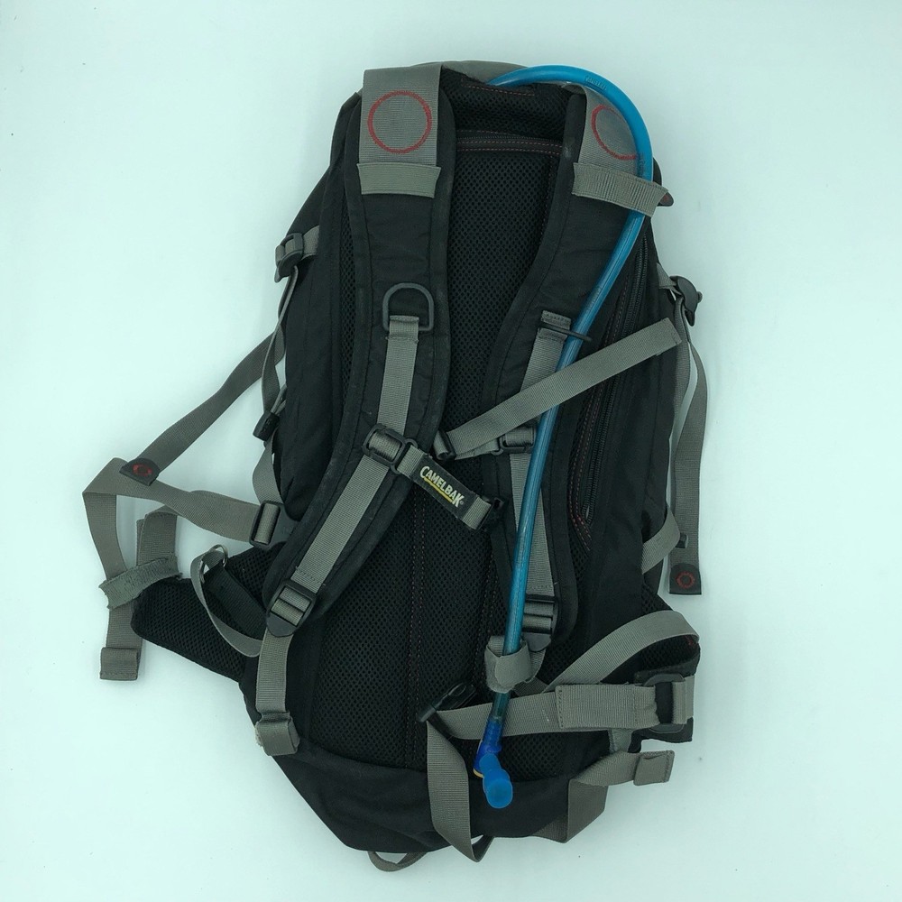 Camelbak Cloud Walker Black Hydration Day Hiking Backpack with 2L Bladder