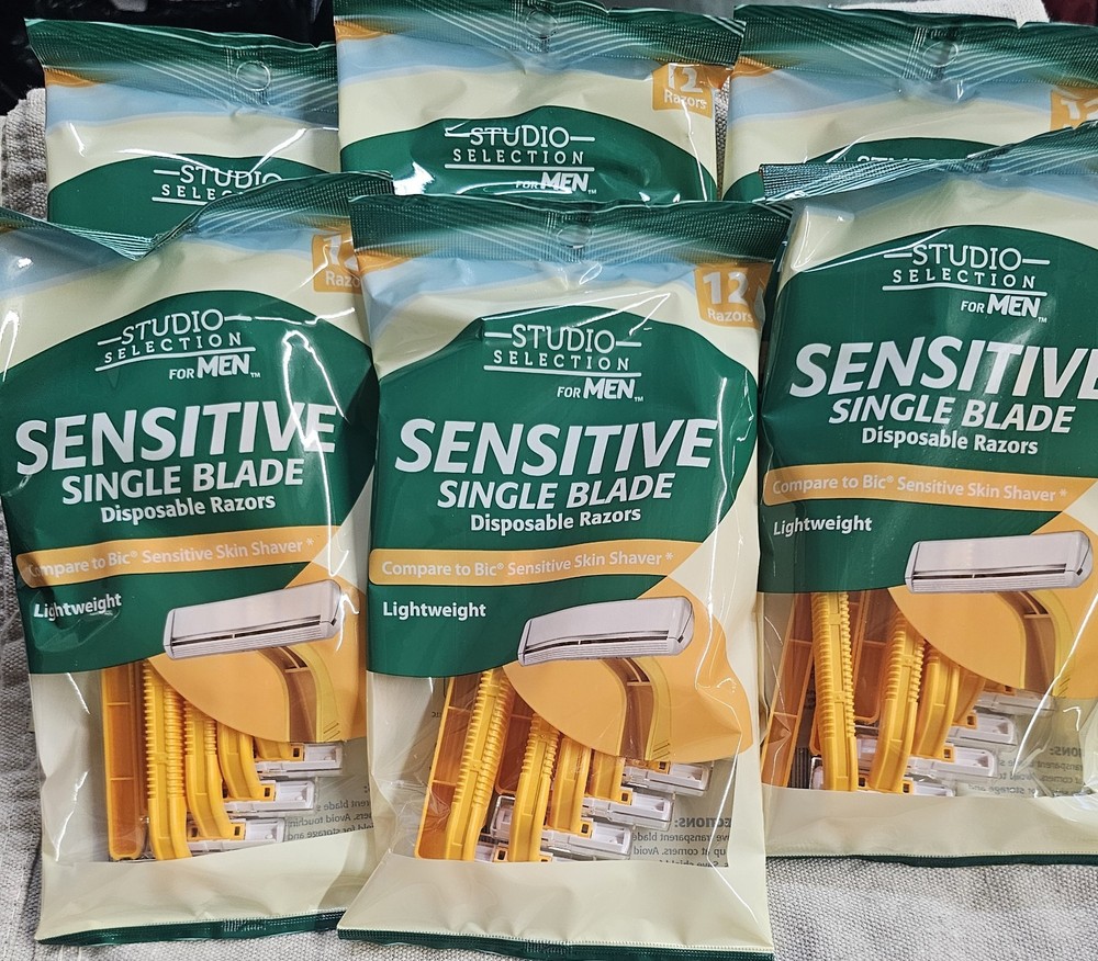 Studio Selection for Men Sensitive Single Blade Disposable Razors 12pk