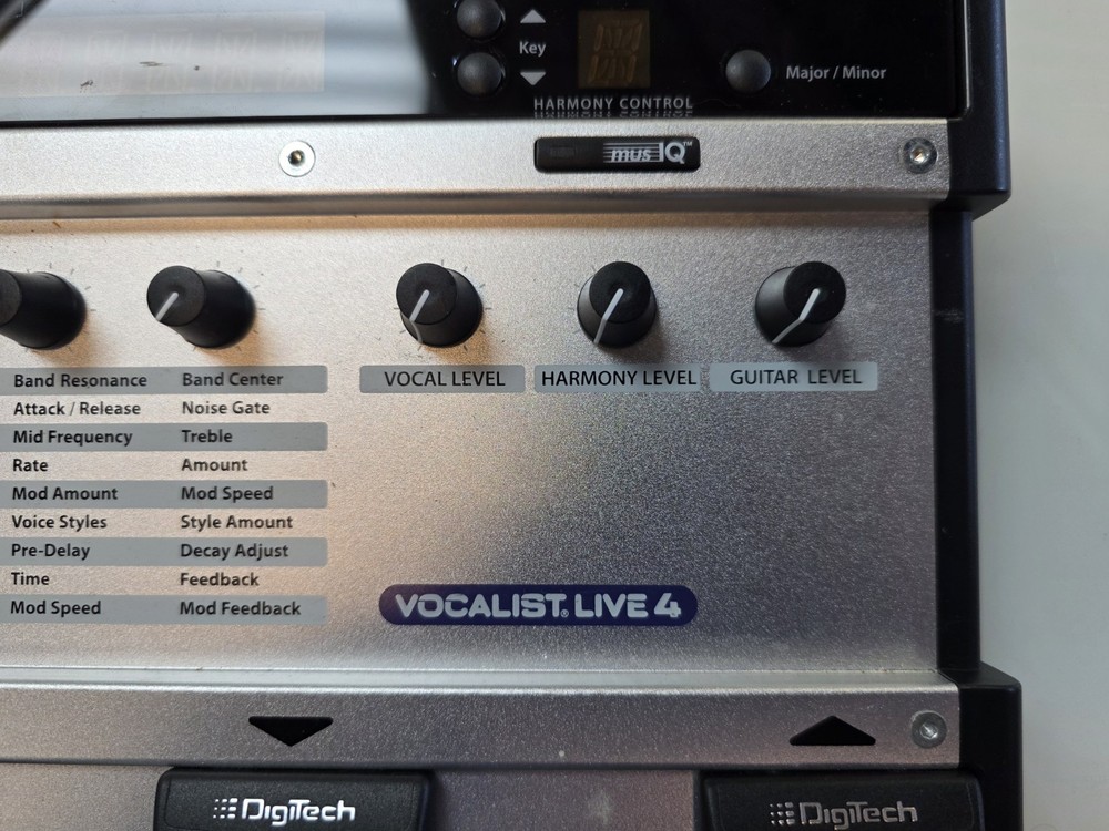 Digitech Vocalist Live 4 Vocal Effects Processor W/ Power supply
